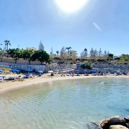 2 Bedroom Apartment, Pools, 800m To Beach, Kyklades Paralimni
